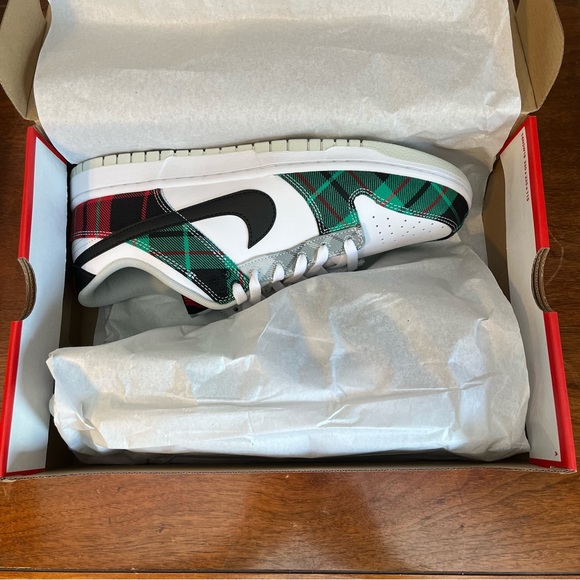 NIKE Dunk Low Retro Premium - Picture 3 of 12